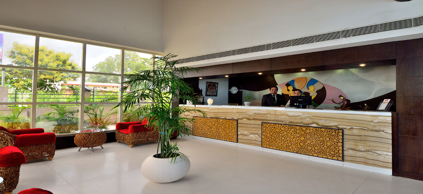 Lakshya's Hotel